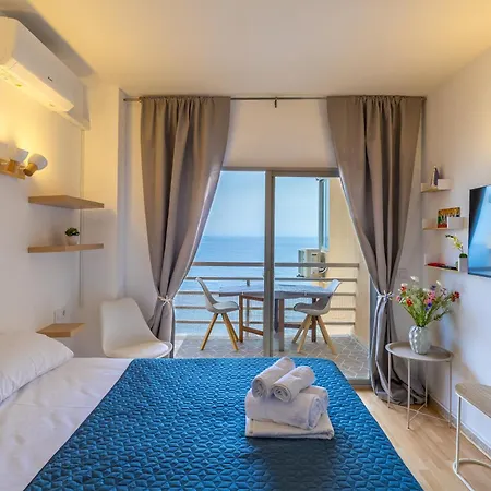 Inftour Ocean Loft - First Line Sea View *