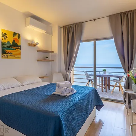 Apartment Inftour Ocean Loft - First Line Sea View Calp
