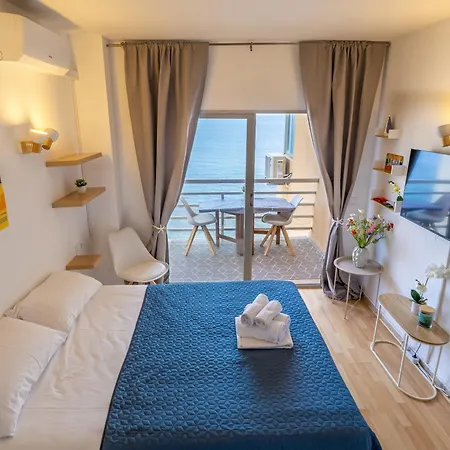 Inftour Ocean Loft - First Line Sea View *