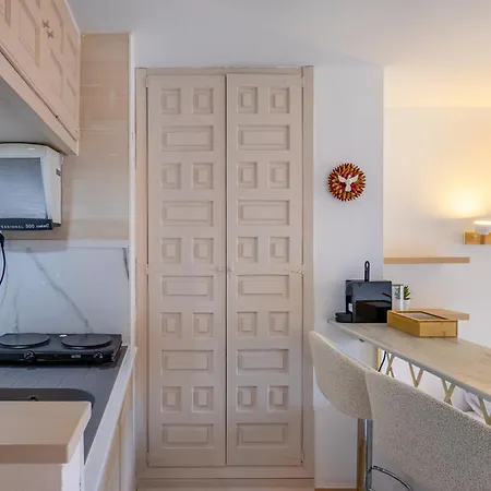 Inftour Ocean Loft - First Line Sea View Calp