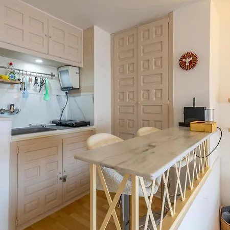 Inftour Ocean Loft - First Line Sea View Calp
