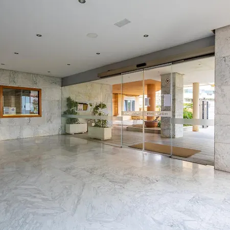Apartment Inftour Ocean Loft - First Line Sea View